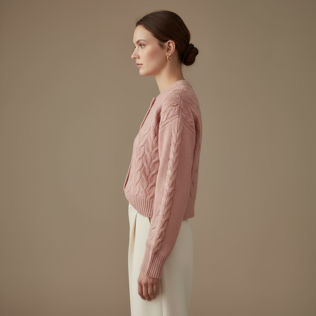 Kardigan Damski Isabella – Klasyczny i Wygodny na Każdą Okazję